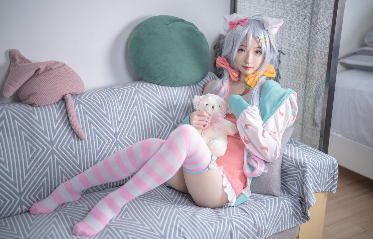���ߣ����㶯�е�ҽ����ɫ��ͷ��