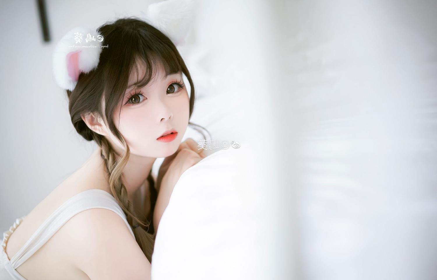 ���˺�Ů�����˰���Ƶ